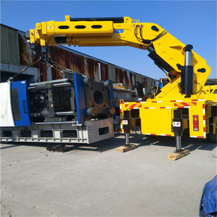 连山优质大吨位随车吊出租服务，助您高效施工