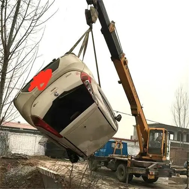 连山随时待命，吊车24小时道路救援服务全解析