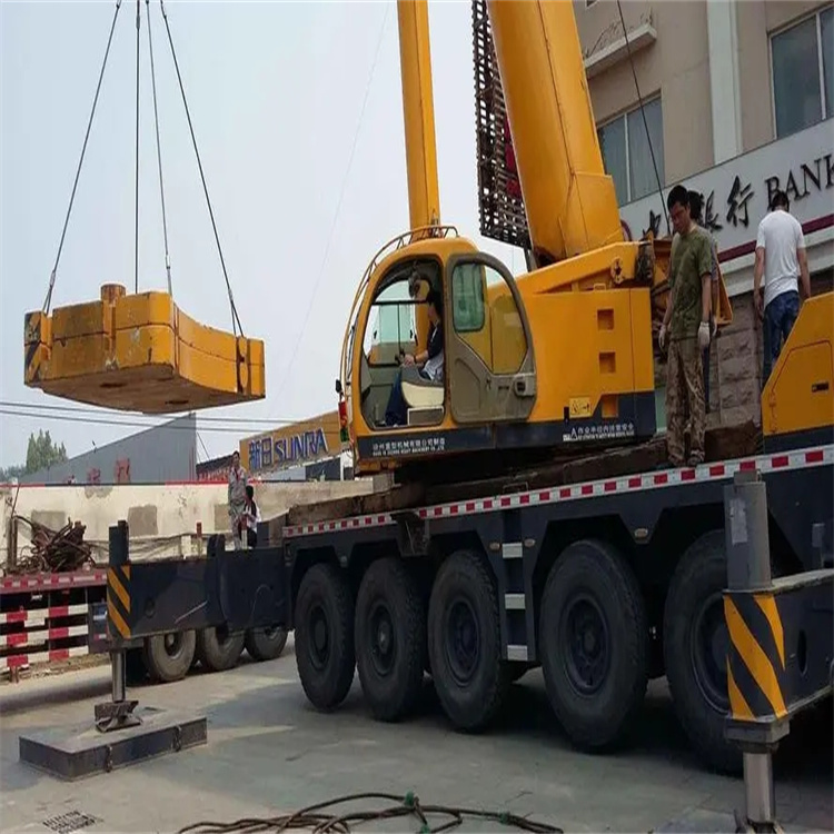 连山当地吊车出租|机器吊装|75吨|工厂搬迁服务