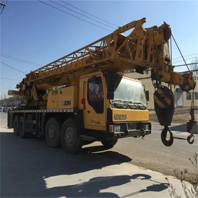 连山哪里有专业吊车出租